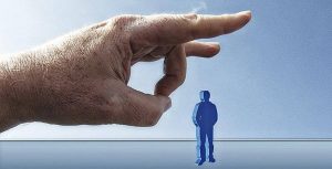 РАБОТНА ПОЗИЦИЈА ВОЗАЧ-AUTONOMNI KAMIONI VS. VOZAČI-drive change